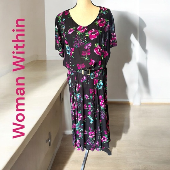 Woman Within-NWT 3X black/pink floral rayon V-neck crinkle dress. New with tags! - Picture 8 of 13